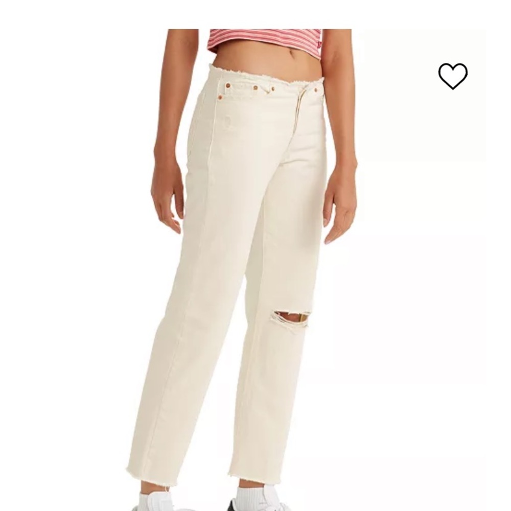 Women’s wedgie straight leg Levi’s size 29 new with tags raw hem so cute